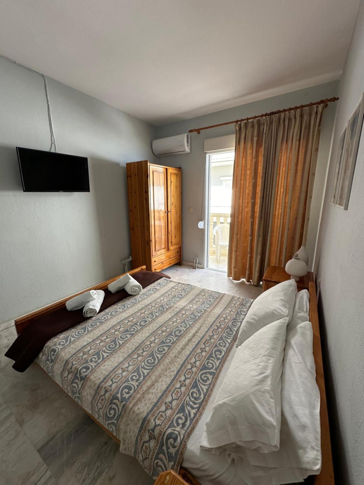 Olympic Beach Rooms Extérieur photo